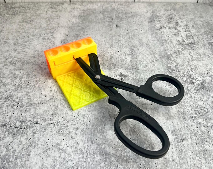 UV Adapter for Scissors - Glitter Scissor Adapter - Trauma Scissors -