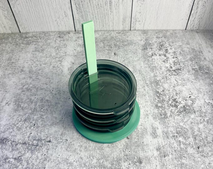 SCRATCH & DENT - Tumbler Lid Stacking Organizer - Kitchen Organizer - 3D printed, compact