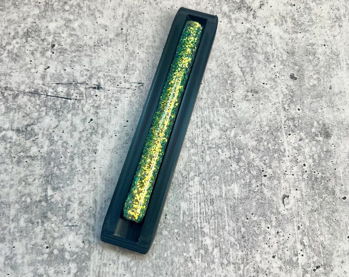 Epoxy Pen Cradle - Glitter Pen Cradle - Black