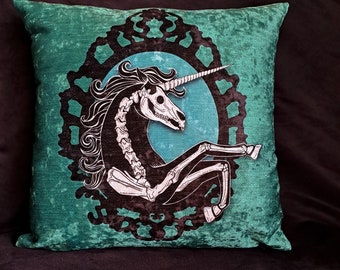 Gothic Samt Kissen Skelecorn, Jade Einhorn Skelett Kissen, anatomisches dunkles Cottagecore