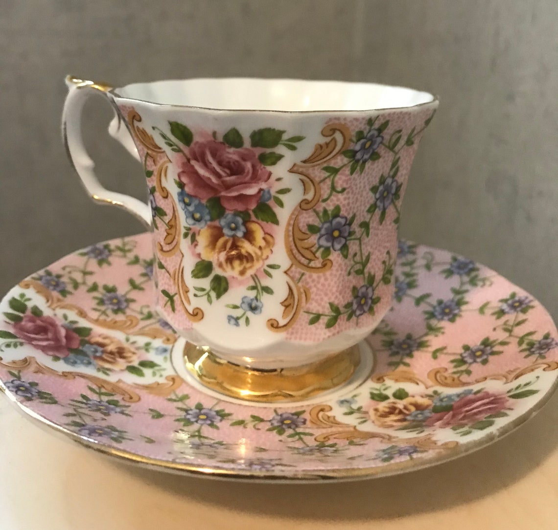 QUEENS Fine Bone China Cup and Saucer. Blenheim Pattern. Beautiful