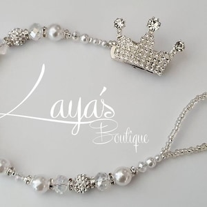 REBORN KEEPSAKE* Bling Diamante Corona/Tiara - Shamballa Cristallo Bling Romany Nome Tag Catena Porta Clip Regalo Personalizzato Bianco/Argento