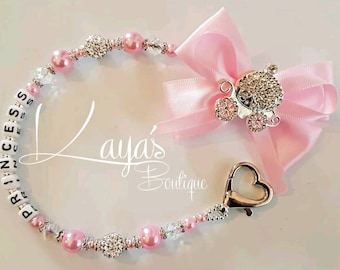 REBORN KEEPSAKE* Diamante Carriage* Big Bow & Heart Clasp Shamballa Crystal Romany Name Tag Chain Dummy Holder Clip Baby Pink Silver