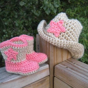 Crochet cowgirl hat and boots