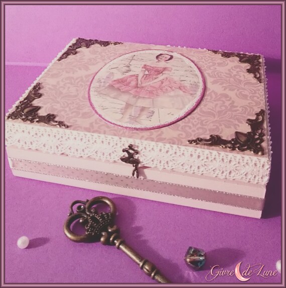 pretty wooden boxes