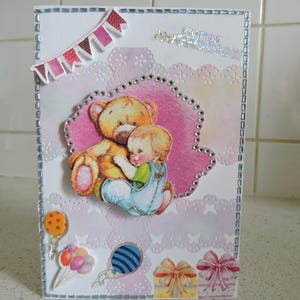 Carte d'anniversaire intitulée : " Petit calin..... "