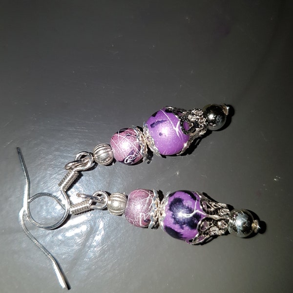 Jolies Boucles d oreilles parme et noir