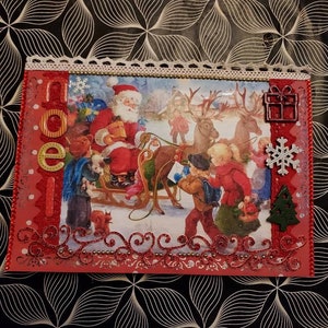 Carte de noel Sapin joyeux noel joyeuses fêtes de fin d année cadeaux merry christmas père Noël rouge vert or enfants cerfs traîneau flocons
