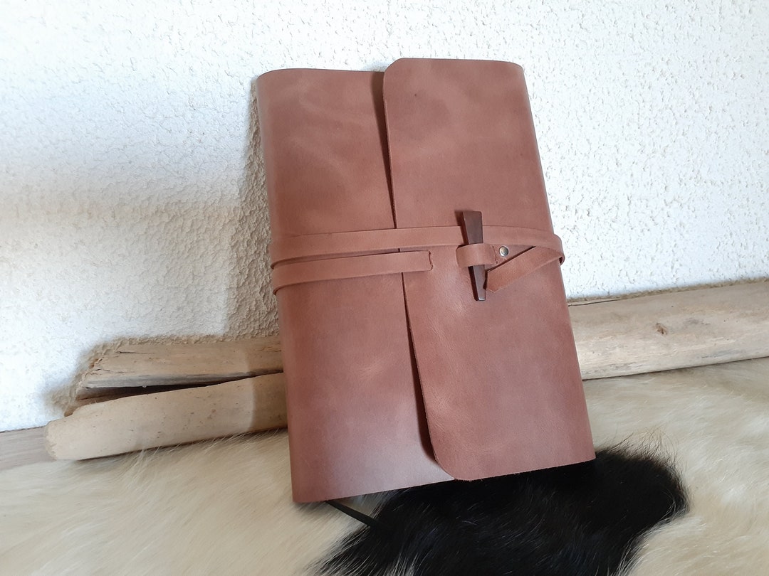 Carnet a5 en cuir marron, Couvre carnet en cuir avec son carnet, Etui