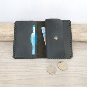 Portefeuille homme en cuir vert / portefeuille de poche / porte-monnaie porte-carte / petit portefeuille format carte bancaire.