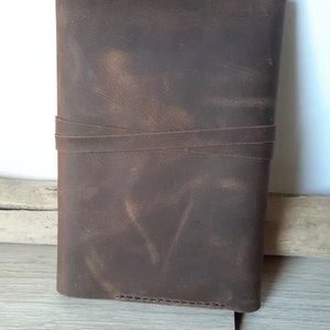 Carnet a5 en cuir marron vieilli, Couvre carnet en cuir avec son carnet, Etui en cuir cousu main et carnet 120 pages, Journal intime. image 7