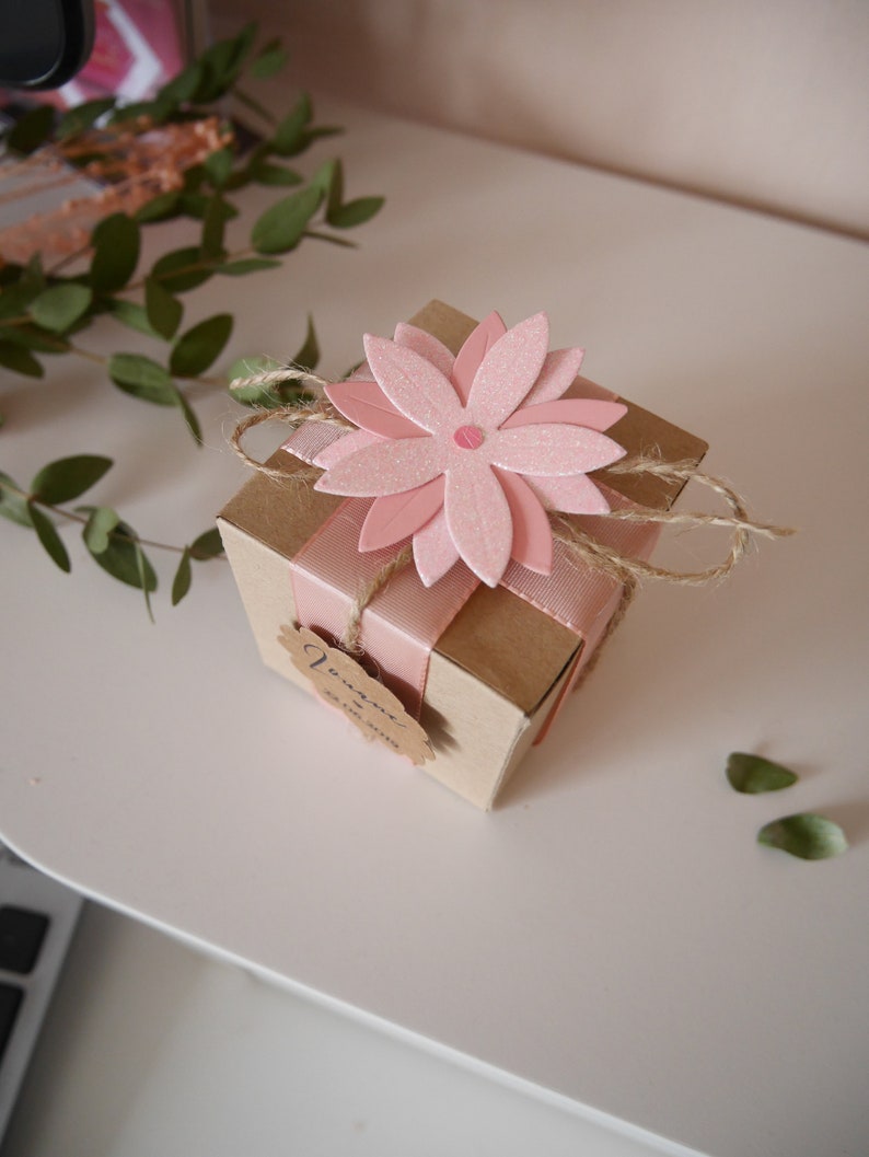 DZAEMOSIIE 20 Boîtes Transparentes 5x5x5cm - Dragées Baptême, Mariage Et Cadeaux Invités