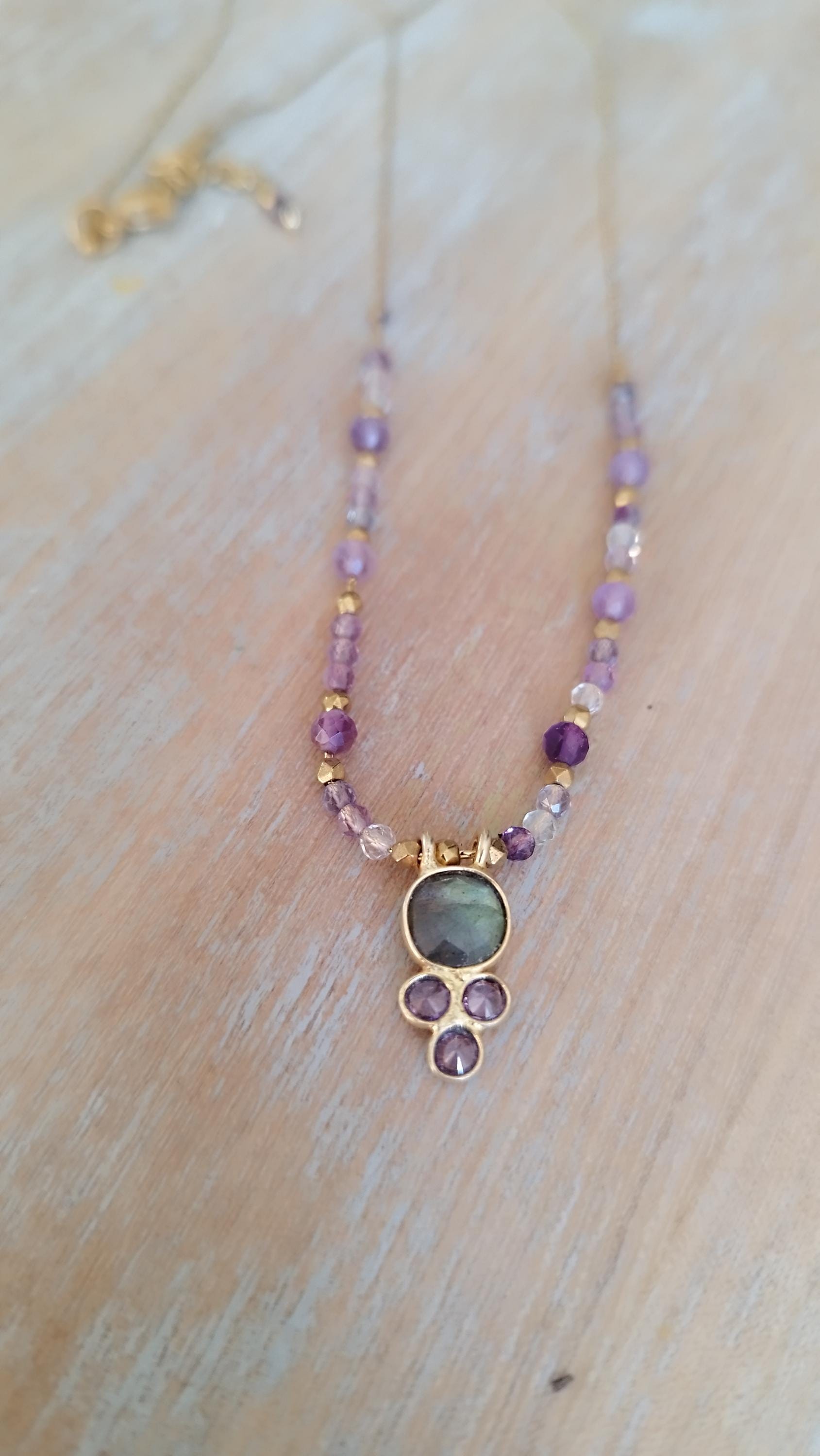 Collier En Pierre Naturelle Calcédoine Et Perles Miyuki Dorées - Fait Main, Plaqué Or (Neuf Avec Étiquettes)