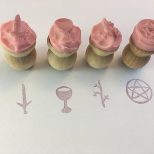 タロットスーツスタンプ、4個セット、カップ、ワンド、剣、ペンタクル、手彫りのゴム印、占い、オカルト、魔女、ハロウィンアート