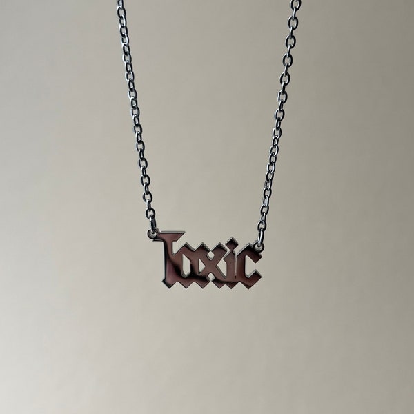 Edelstahl-Halskette mit „Toxic Word“-Slogan, Statement-Schmuck, nickelfrei, Alternative, Grunge, Punk, Rave, Techno, Hardware, frech, Geschenk