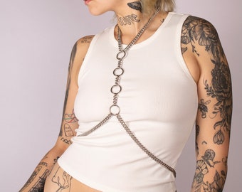 Industriell sele i rostfritt stål med 4 O-ringar. Nickelfri, vattentät, allergivänlig, alternativa smycken, body chain, rave, streetwear