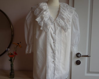 Vintage Bluse mit Rüschen-Kragen