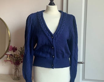 Trachtenstrickjacke mit Zopfmuster