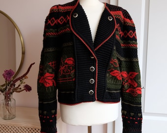 Bavarian cardigan with puffed sleeves