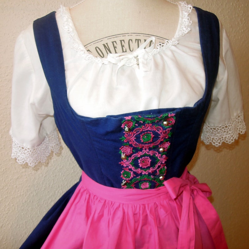 Vintage Dirndl Blue Pink 2-PCs. GR 40/42 image 4