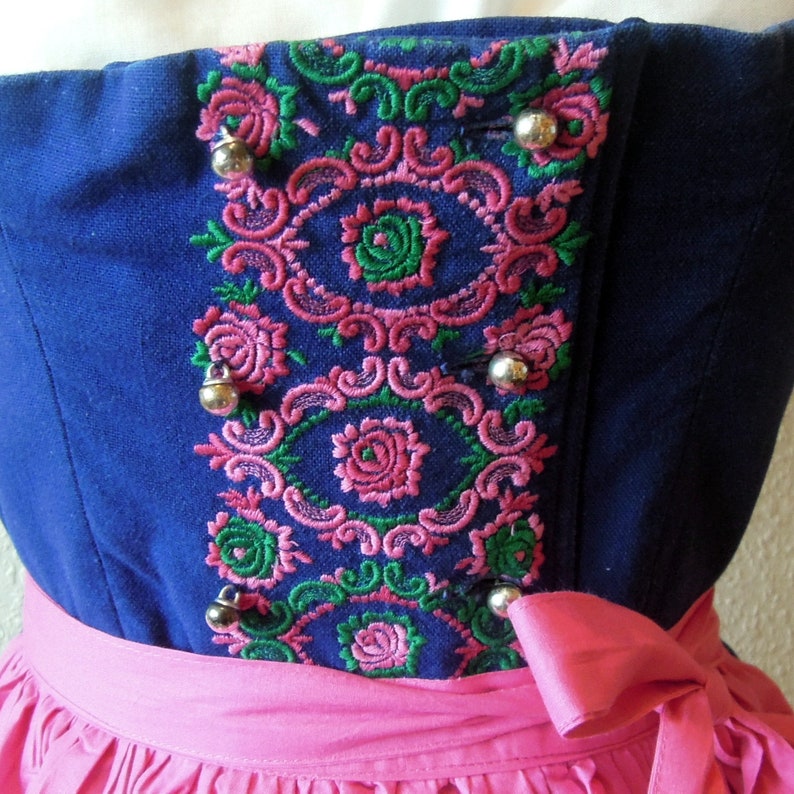 Vintage Dirndl Blue Pink 2-PCs. GR 40/42 image 2