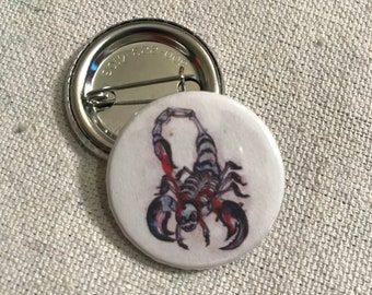 Scorpion skelton button