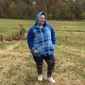 Blue Plaid Pullover Fleece hoodie raglan sleeve PLUS SIZE hoodie HANDMADE fleece jacket with kangaroo pockets Size 4X image 4