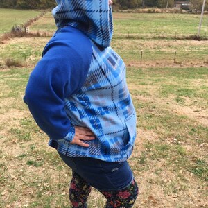 Blue Plaid Pullover Fleece hoodie raglan sleeve PLUS SIZE hoodie HANDMADE fleece jacket with kangaroo pockets Size 4X image 2