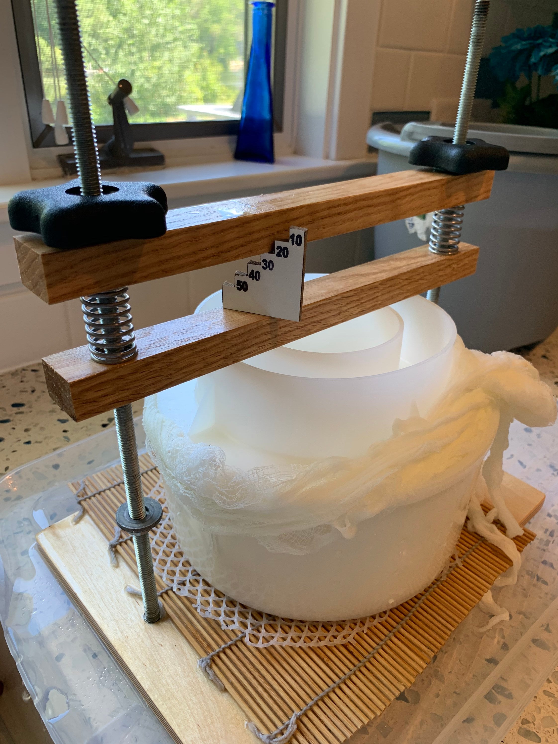 Home & Garden Calibrated Cheese press Artisan cheese making. Cheese