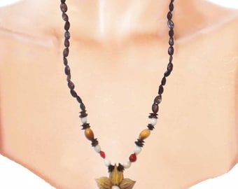 Ethnic necklace seeds