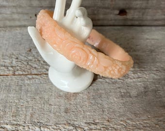 Vintage Creamy Peach Pink Celluloid Bangle Floral Daisy Rose Japan