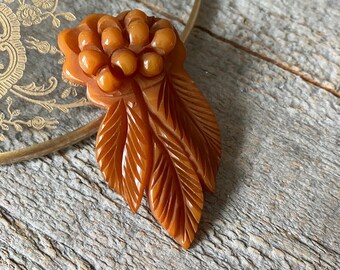 Antique 1920s Art Deco Butterscotch Carved Berries and Leaves Bakelite Dress Clip