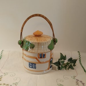 Large Vintage Japan Hand Painted Cottage Ware Biscuit Barrel Cookie Jar; Vintage Japan, Vintage Japan Cottageware, Vintage Cookie Jar