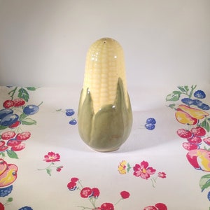 Shawnee Pottery Majolica Style Large Corn Salt or Pepper Shaker; Vintage Shawnee Pottery, Shawnee Corn, Majolica Style, Large Shaker