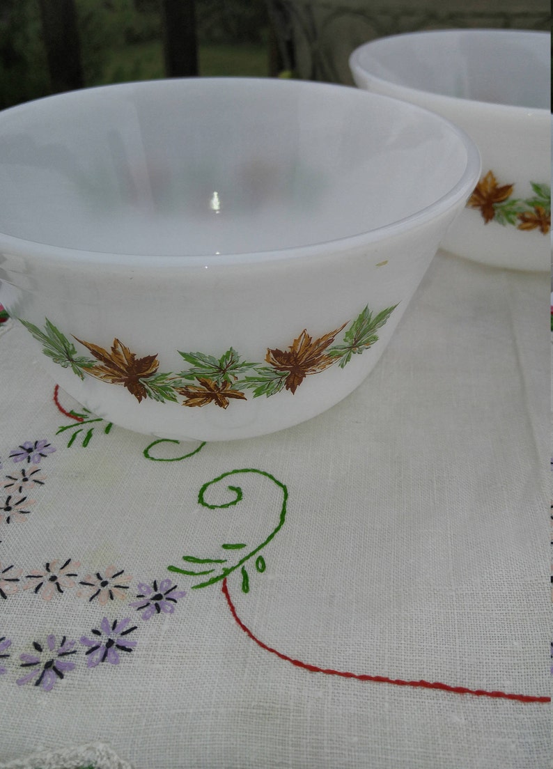 Vintage Mixing Bowls Federal Glass Salem Maple Leaf Medium Mixing Bowls 3 Available; Vintage Federal Glass Salem Maple Leaf Pattern