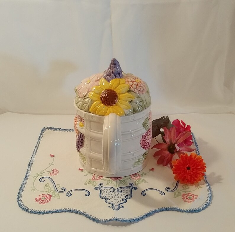 Figural Teapot Fitz /& Floyd Omnibus Watering Can and Flowers Figural Teapot Omnibus Floral Teapot Full Size; Vintage Fitz and Floyd
