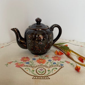Pumpkin Shaped Redware Brown Betty Teapot with Moriage and Gold Trims; Vintage Teapot, Redware Teapot, Brown Betty, Japan