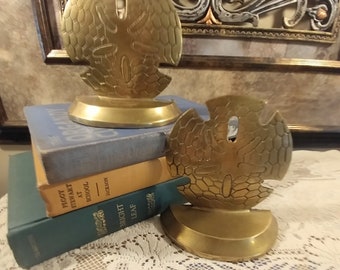 Vintage Cast Brass Sand Dollar Shell Bookend Set - Set of 2 Matching Bookends; Vintage Bookends, Cast Brass, Cast Brass Bookend Set