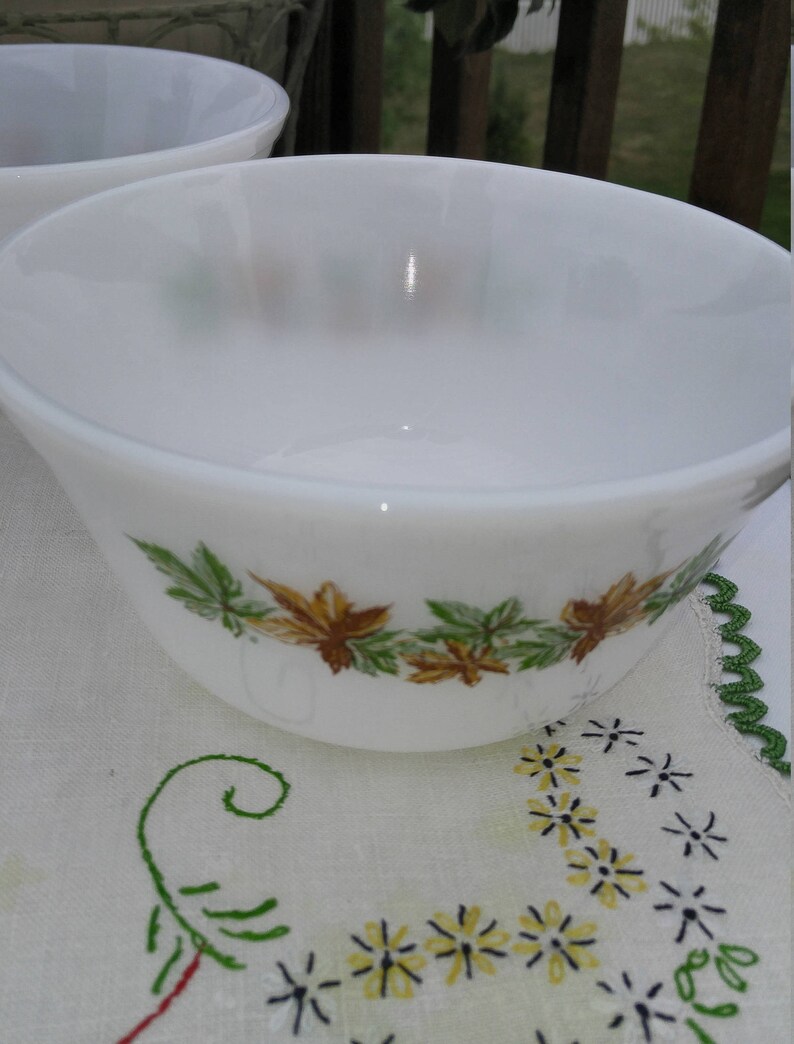 Vintage Mixing Bowls Federal Glass Salem Maple Leaf Medium Mixing Bowls 3 Available; Vintage Federal Glass Salem Maple Leaf Pattern