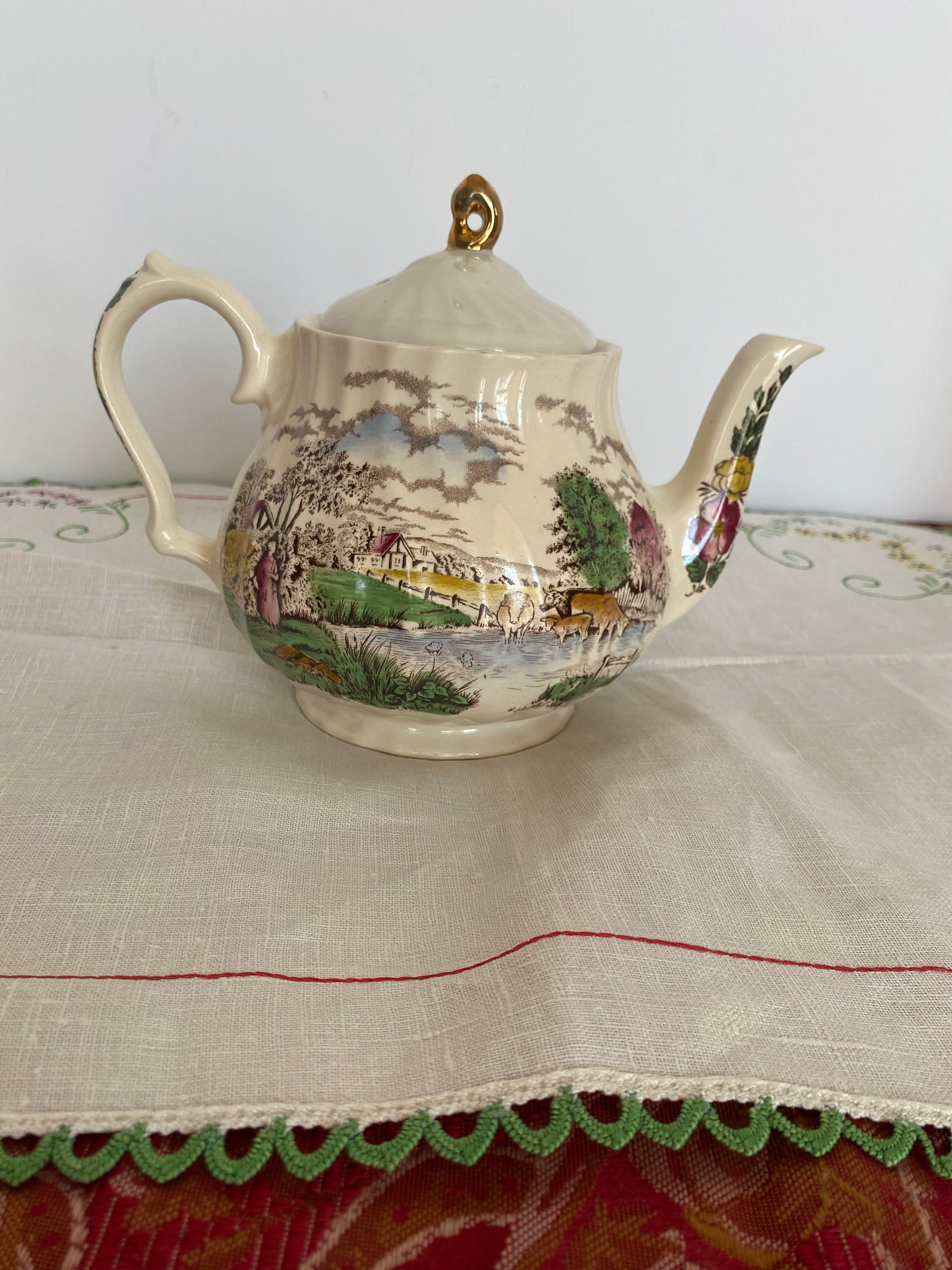 Sadler Country Life Pattern Teapot Full Size Vintage Teapot Etsy