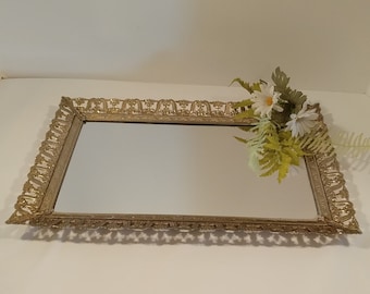 Vintage Filigree Rimmed Dressing Table Mirror; Espejo vintage, espejo de la mesa del vestido vintage, espejo de filigrana de metal vintage, decoración del hogar