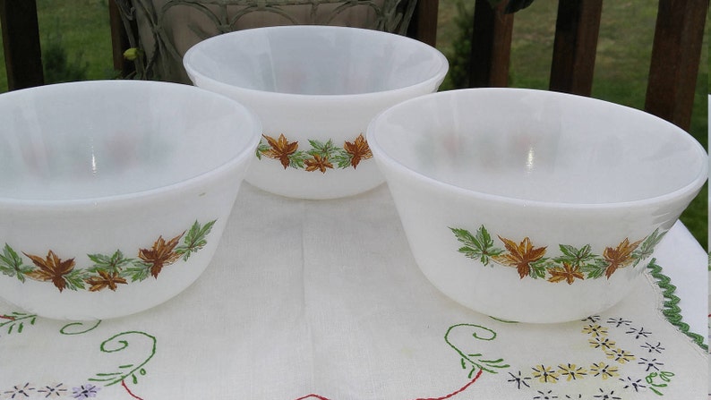 Vintage Mixing Bowls Federal Glass Salem Maple Leaf Medium Mixing Bowls 3 Available; Vintage Federal Glass Salem Maple Leaf Pattern