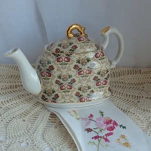 Fabulous Rare Royal Patrician Rose Chintz Teapot, Full Size' Vintage Royal Patrician, Rose Chintz Gold Trim Teapot, Full Size, Rare Teapot