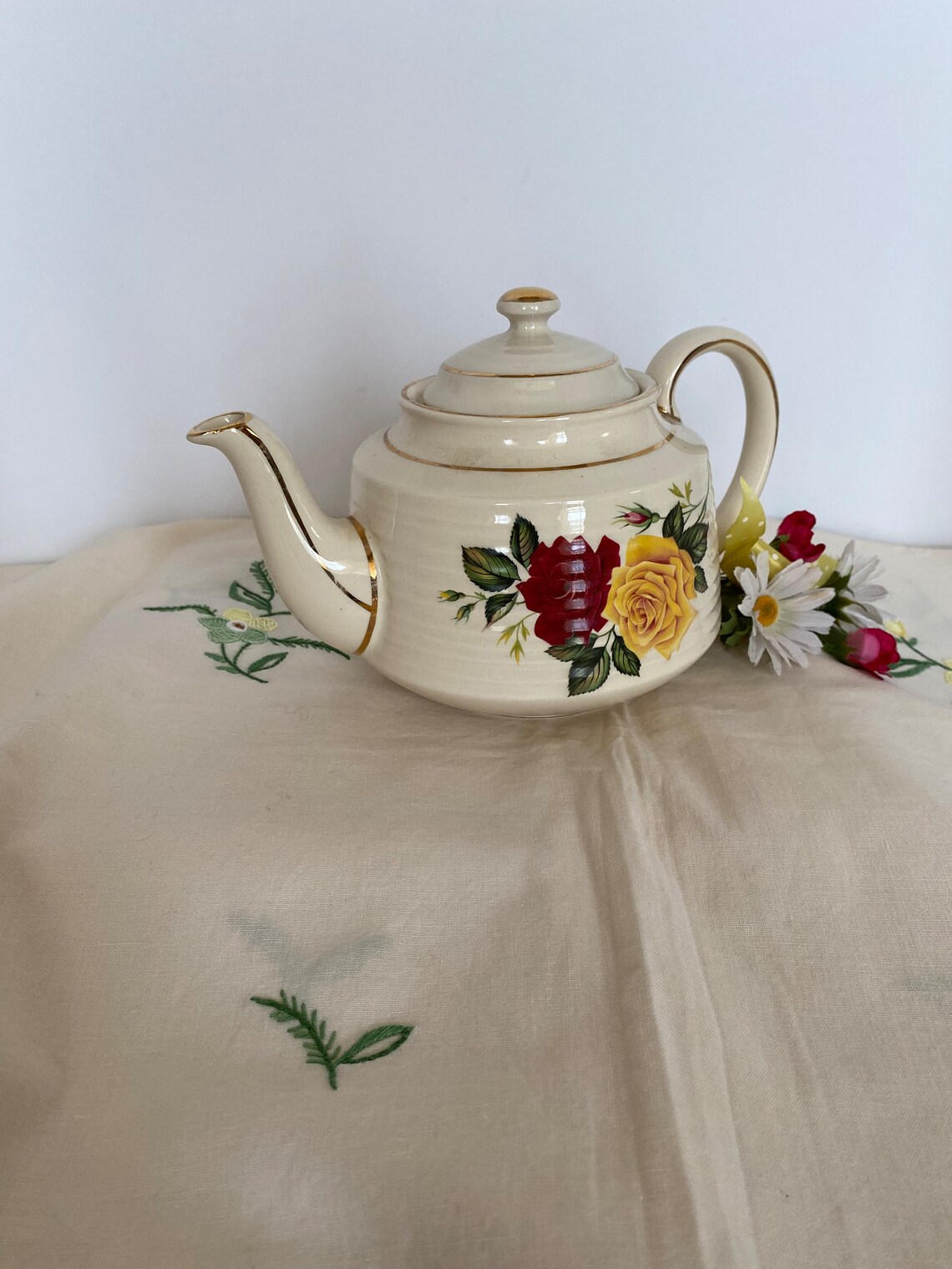 Sadler Red and Yellow Roses Teapot Full Size Vintage Sadler Etsy