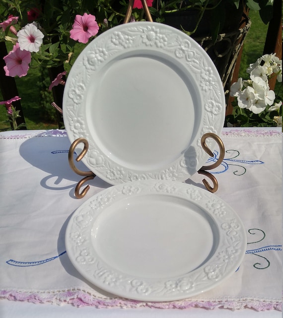 Anchor Hocking Vitrock Flower Embossed White Milk Glass Side Plate