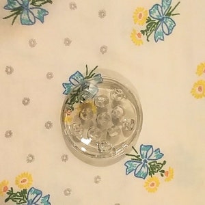 Vintage klar Glas Runde Blume Frosch mit 11 Stamm Löcher; Vintage Glas, Vintage Glas Blume Frosch, Vintage Blumenfrosch, klar Glas