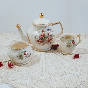 Early Sadler Flower Basket Tea Set - 3 Piece Set, Lidded Teapot, Sugar Bowl, Creamer; Vintage Sadler, Sadler Teapot. Sadler Tea Set, Flowers