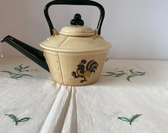 Tetera Metlox Poppytrail con diseño de gallo, tamaño estándar; tetera vintage, Metlox California, diseño de gallo.