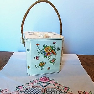Vintage gran galleta barril Jar de galleta con mango de ratán, pintado a mano, 1950s Japón; Vintage Cookie Jar, Vintage Biscuit Barrel, Japón
