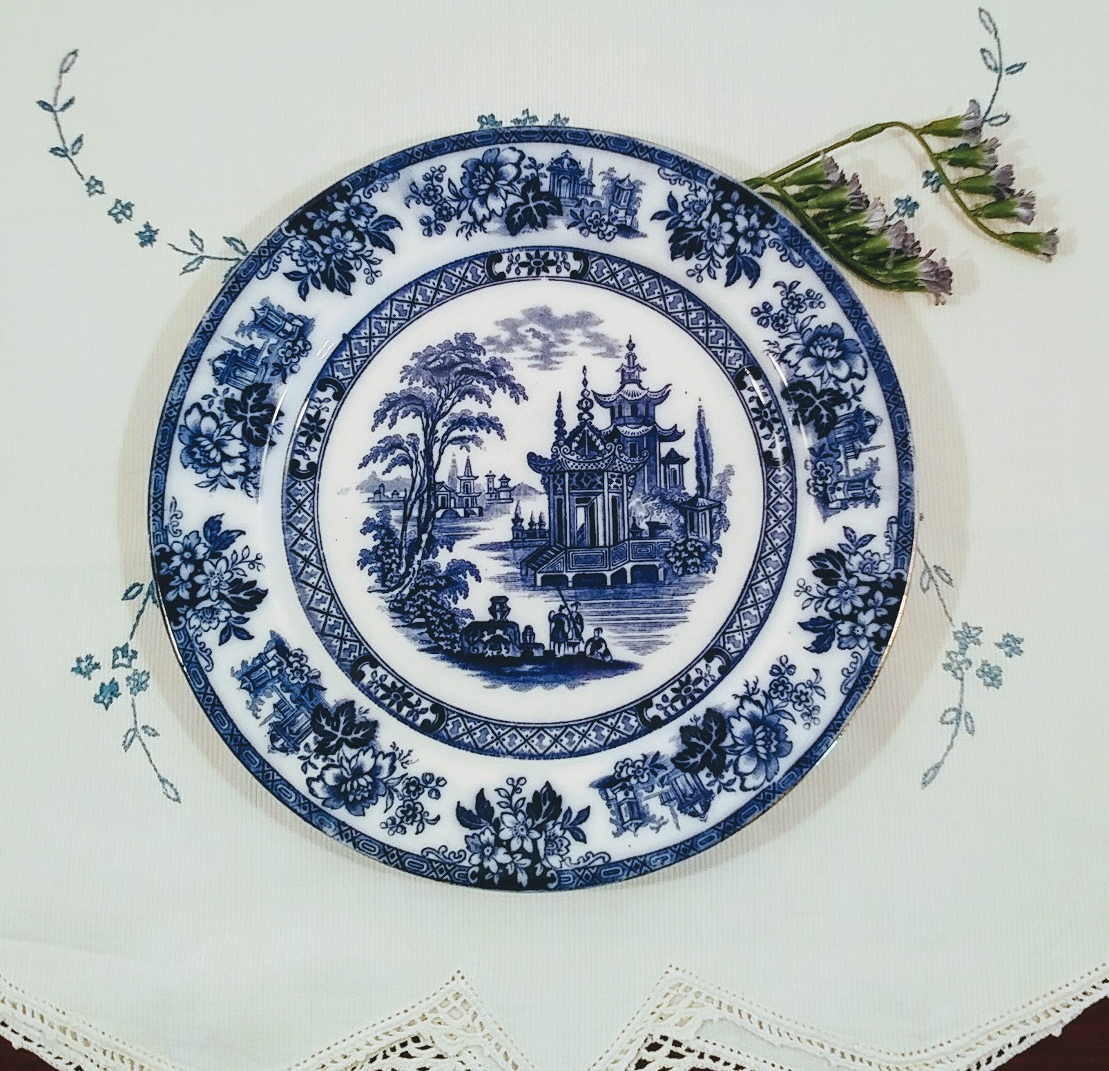 希少・初期刻印】ロイヤルドルトン フローブルー 蓋付き小物入れ